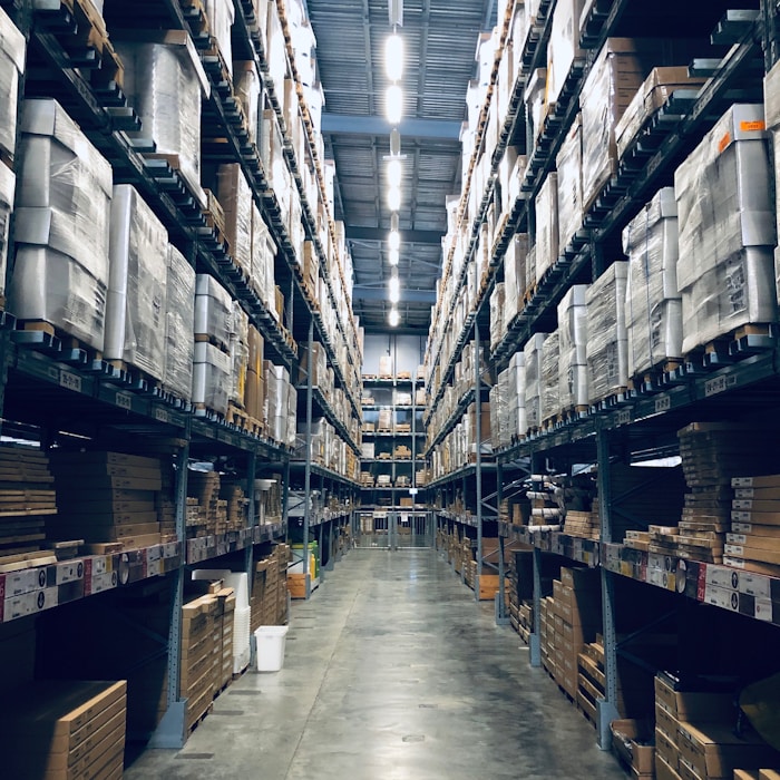Distribution warehouse